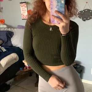 Dark green ribs long sleeve crop top